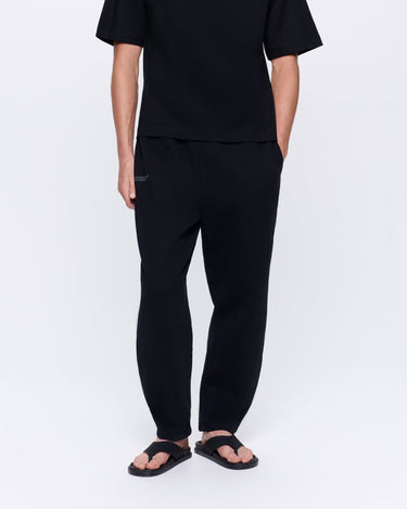 Mens Heavyweight Barrel-Leg Track Pants—black